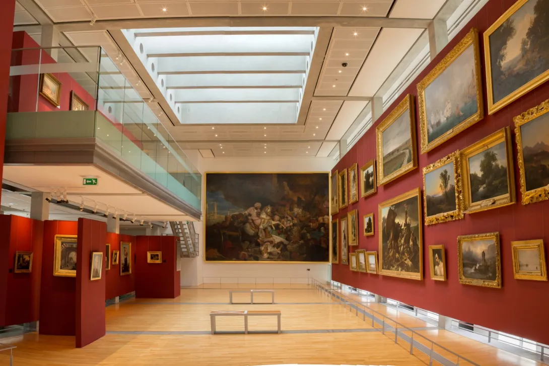 vue générale sur la galerie tableaux musée Hèbre