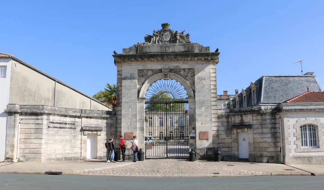 entrée hôtel de la Marine
